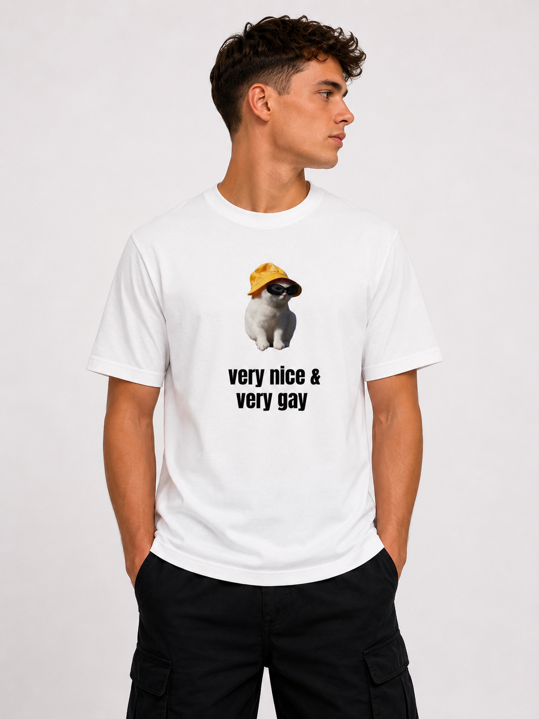 Minimalist Graphic T-Shirt – "Very" | Organic Cotton Tee