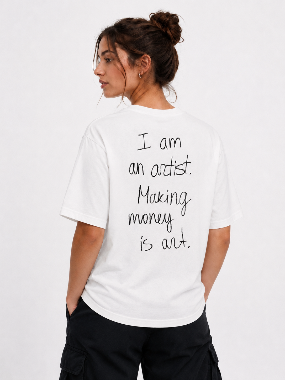Minimalist Graphic T-Shirt – "Money is art" | Organic Cotton Tee